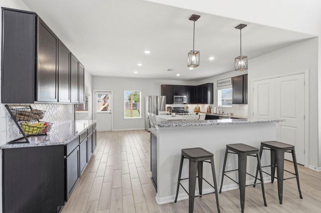 2401 Abbot Brook Drive, Rosharon, TX 77583