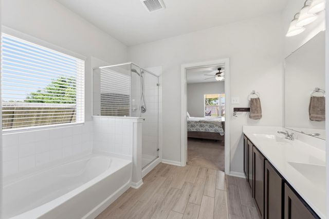2401 Abbot Brook Drive, Rosharon, TX 77583