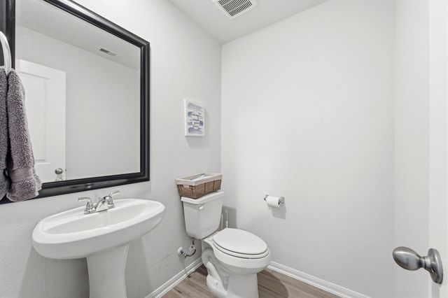 2401 Abbot Brook Drive, Rosharon, TX 77583