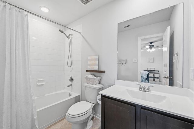 2401 Abbot Brook Drive, Rosharon, TX 77583