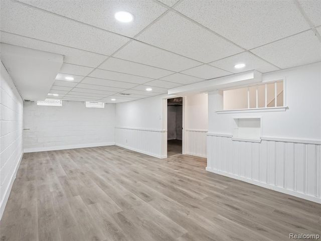 18686 Brady, Redford, MI 48240