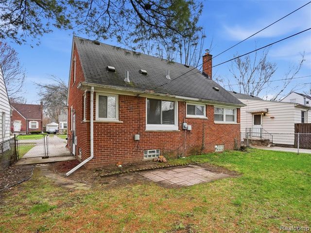 18686 Brady, Redford, MI 48240