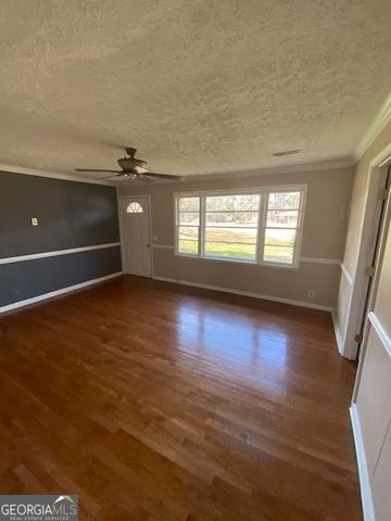 121 Sunset Drive NE, Calhoun, GA 30701