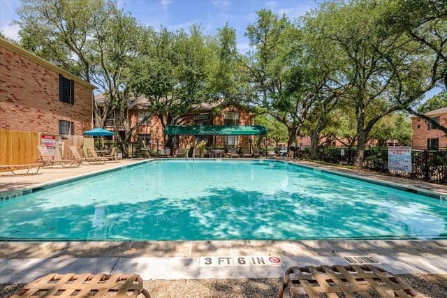 2255 Braeswood Park Drive 146, Houston, TX 77030