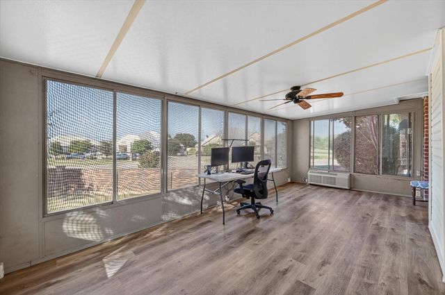 729 Bent Tree Court, Hurst, TX 76054