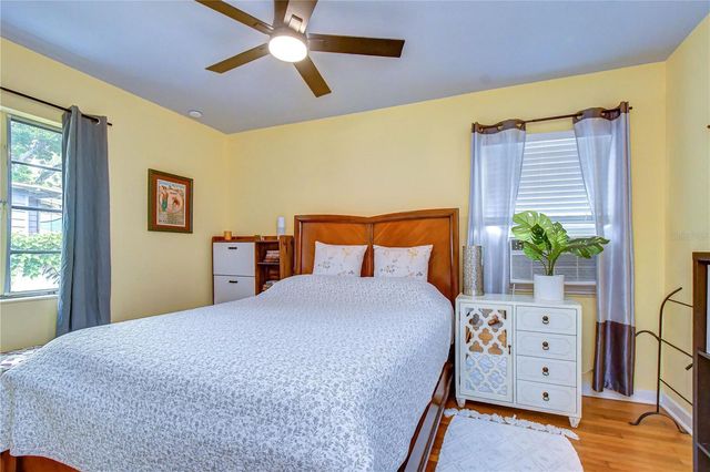 850 22ND AVENUE N, St Petersburg, FL 33704