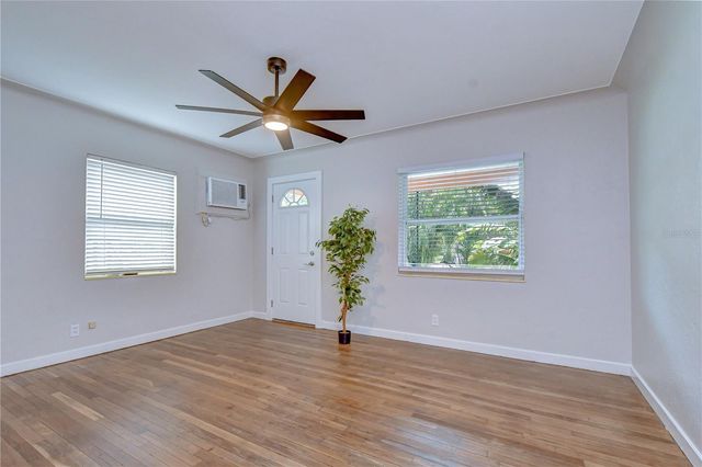 850 22ND AVENUE N, St Petersburg, FL 33704