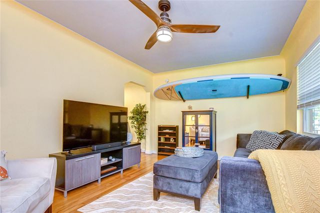 850 22ND AVENUE N, St Petersburg, FL 33704