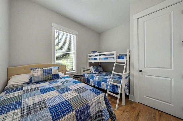 224 Lakeshore Circle SE, Acworth, GA 30101