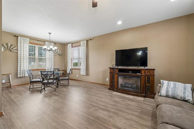 2120 NW 22nd Street, Newcastle, OK 73065