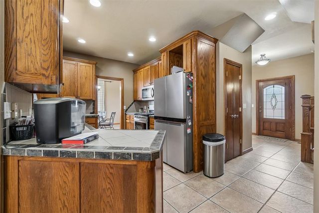 2120 NW 22nd Street, Newcastle, OK 73065