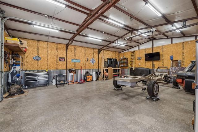 2120 NW 22nd Street, Newcastle, OK 73065