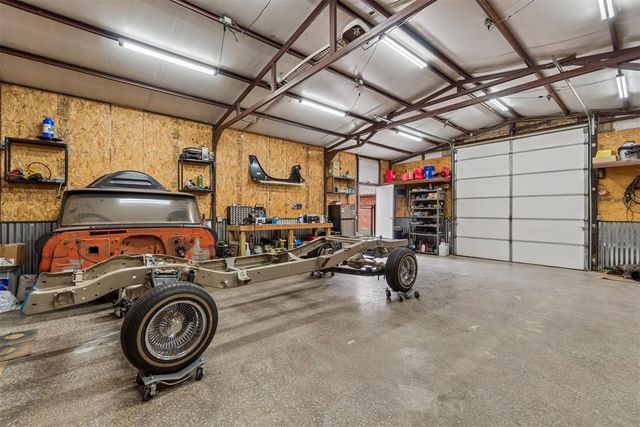 2120 NW 22nd Street, Newcastle, OK 73065