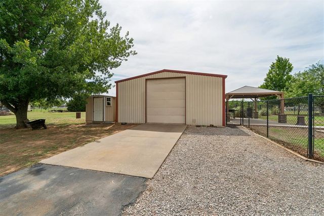 2120 NW 22nd Street, Newcastle, OK 73065