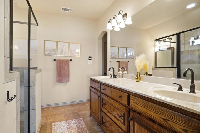 1311 Roe Helm Circle, Rhome, TX 76078