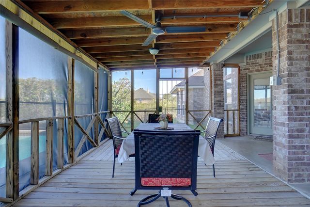 1311 Roe Helm Circle, Rhome, TX 76078
