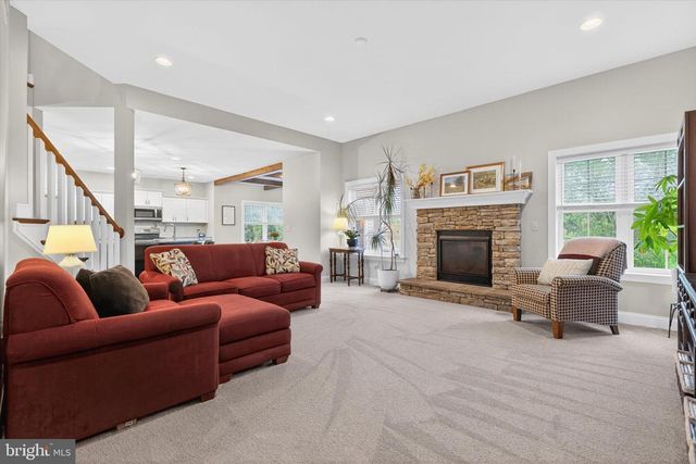 141 VISTA DR, Hummelstown, PA 17036