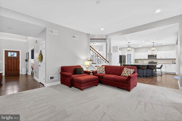 141 VISTA DR, Hummelstown, PA 17036