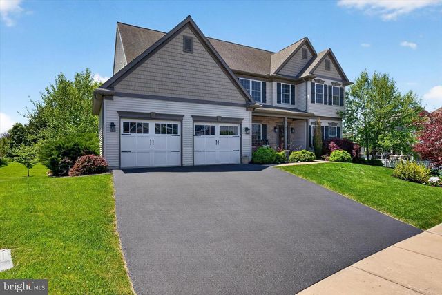 141 VISTA DR, Hummelstown, PA 17036