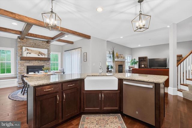 141 VISTA DR, Hummelstown, PA 17036