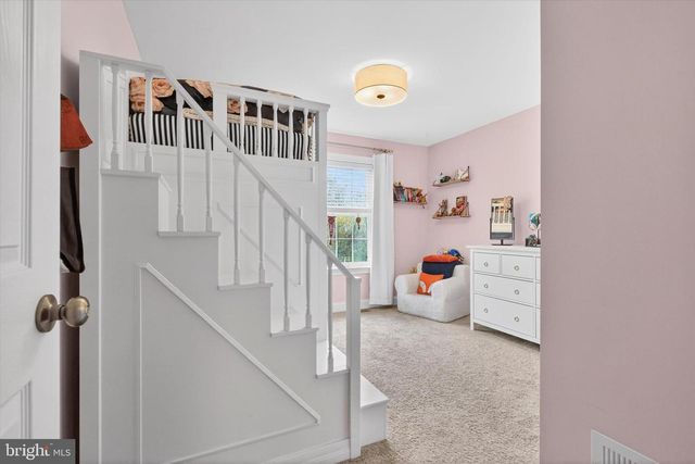 141 VISTA DR, Hummelstown, PA 17036
