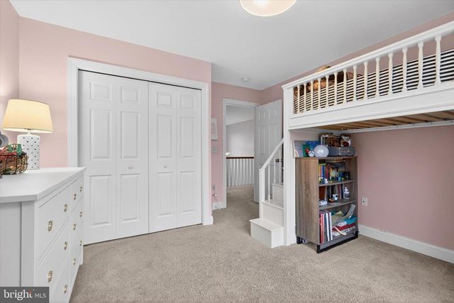 141 VISTA DR, Hummelstown, PA 17036