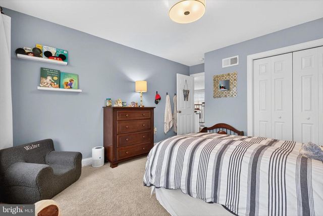 141 VISTA DR, Hummelstown, PA 17036