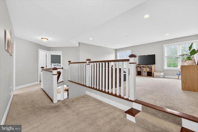 141 VISTA DR, Hummelstown, PA 17036