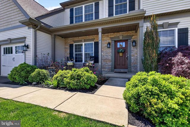 141 VISTA DR, Hummelstown, PA 17036