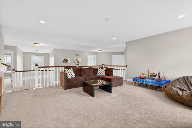 141 VISTA DR, Hummelstown, PA 17036