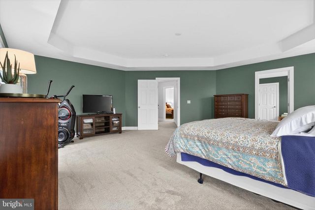 141 VISTA DR, Hummelstown, PA 17036