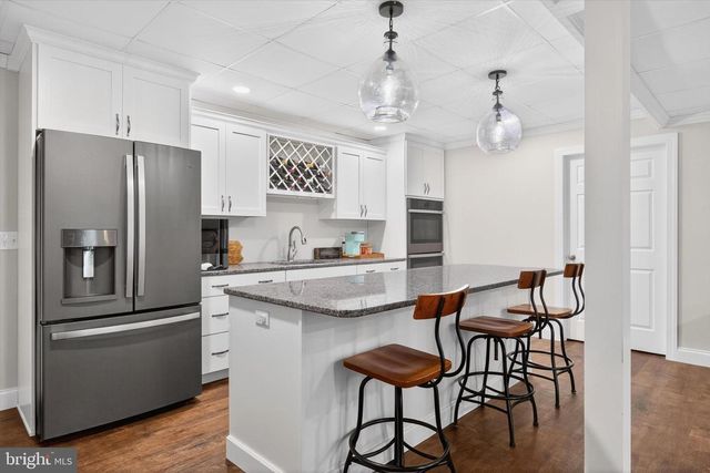 141 VISTA DR, Hummelstown, PA 17036