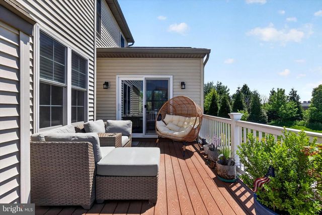 141 VISTA DR, Hummelstown, PA 17036