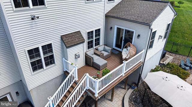 141 VISTA DR, Hummelstown, PA 17036