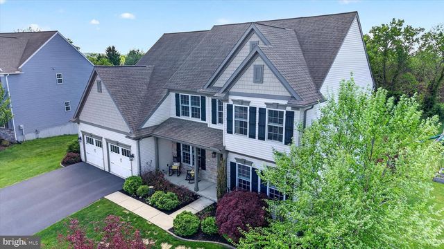 141 VISTA DR, Hummelstown, PA 17036