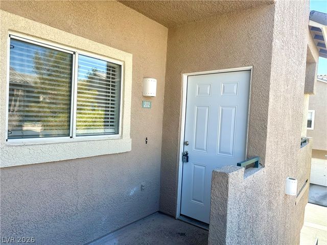 2100 Jade Creek Street 202, Las Vegas, NV 89117