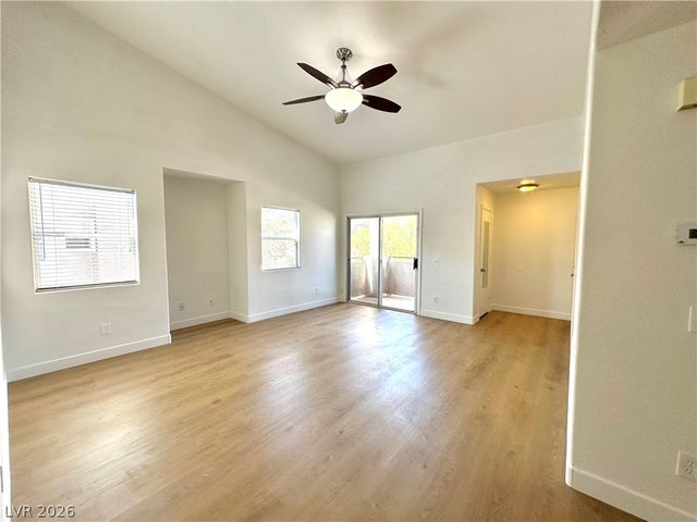 2100 Jade Creek Street 202, Las Vegas, NV 89117