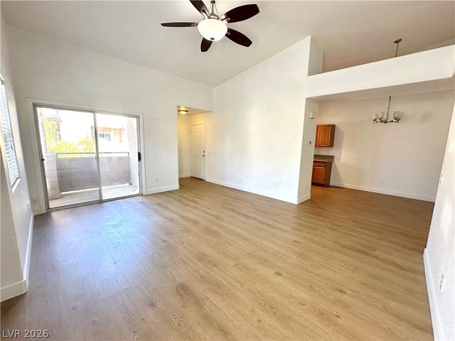 2100 Jade Creek Street 202, Las Vegas, NV 89117