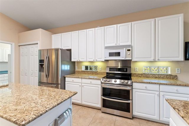 455 ASHTON DR, Davenport, FL 33837