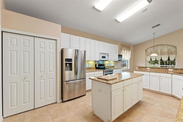 455 ASHTON DR, Davenport, FL 33837
