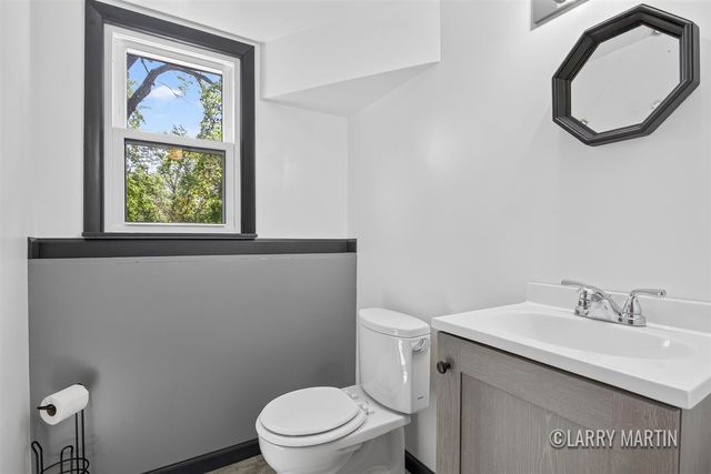 1916 Manning Avenue, Grand Rapids, MI 49534