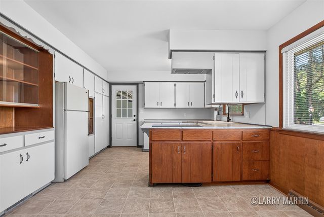 1916 Manning Avenue, Grand Rapids, MI 49534