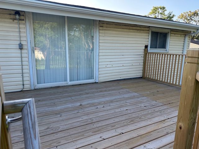 16612 Oxford Drive, Markham, IL 60428