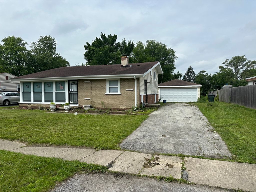 16612 Oxford Drive, Markham, IL 60428