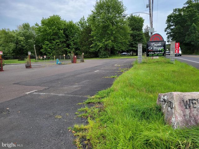 1167 DUBLIN PIKE, Perkasie, PA 18944