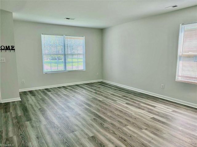 3966 Heather View Lane, Winston-salem, NC 27127