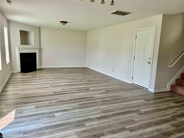 3966 Heather View Lane, Winston-salem, NC 27127