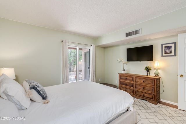 2885 E Weymouth Ci Circle E, Tucson, AZ 85716