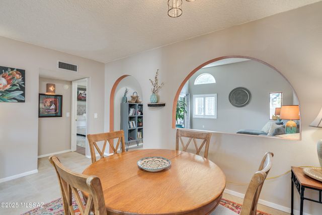 2885 E Weymouth Ci Circle E, Tucson, AZ 85716