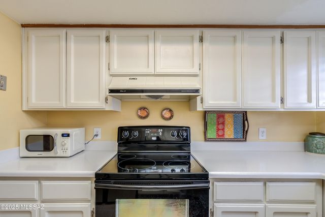 2885 E Weymouth Ci Circle E, Tucson, AZ 85716